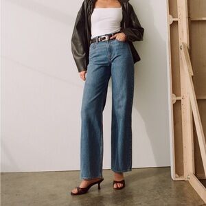 Abercrombie & Fitch High Rise Loose Jean in size 24